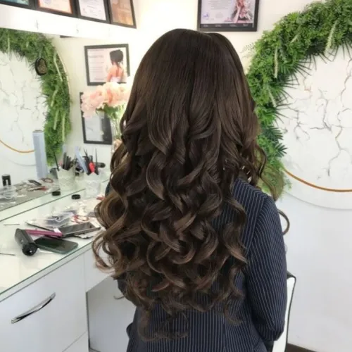 Curls & Waves