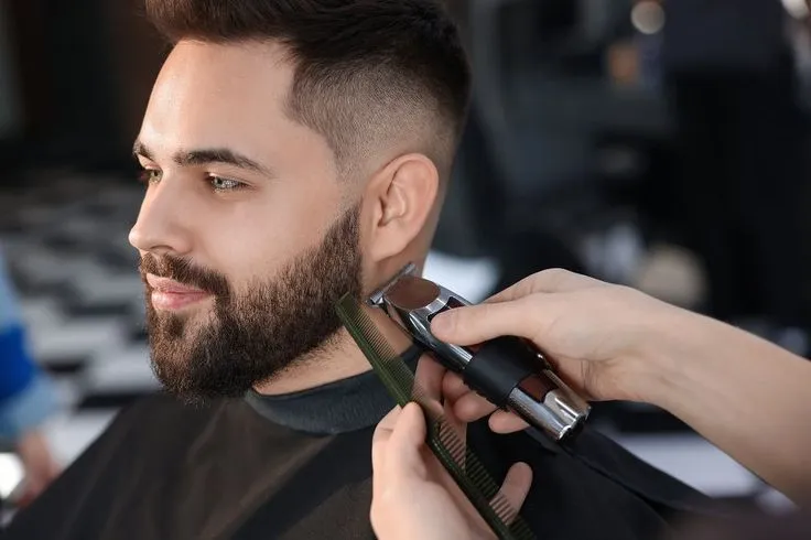 Professional Haircut and Styling Services for Men in Ashok Nagar, Bangalore for a Sharp, Stylish Look At US Hairlne Salon